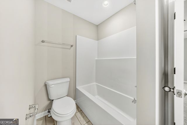 104 Beaver Creek Way 264, Lagrange, GA 30241