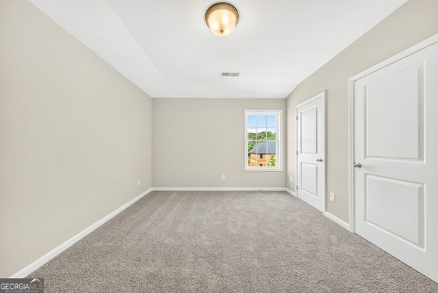 104 Beaver Creek Way 264, Lagrange, GA 30241