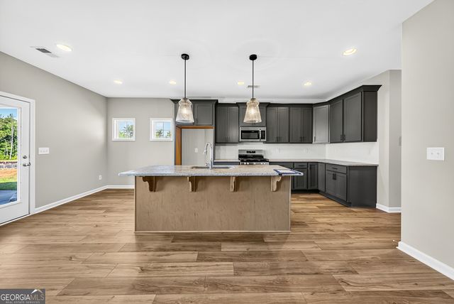 104 Beaver Creek Way 264, Lagrange, GA 30241