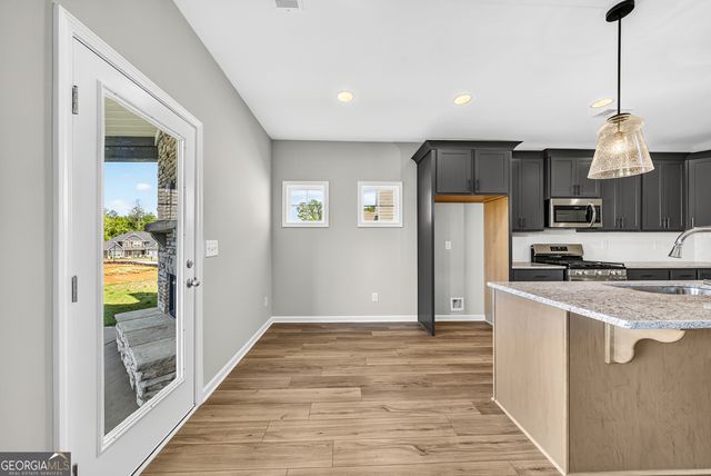 104 Beaver Creek Way 264, Lagrange, GA 30241
