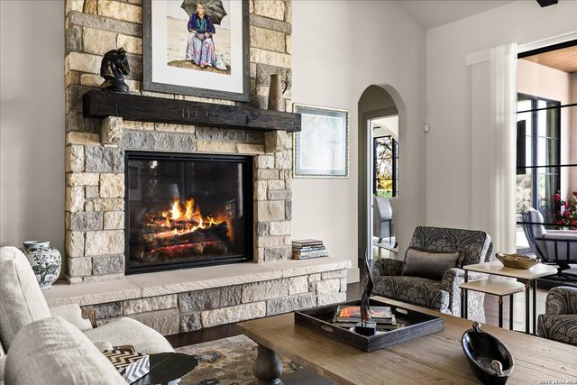 31209 KEENELAND DR, Fair Oaks Ranch, TX 78015