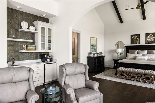 31209 KEENELAND DR, Fair Oaks Ranch, TX 78015