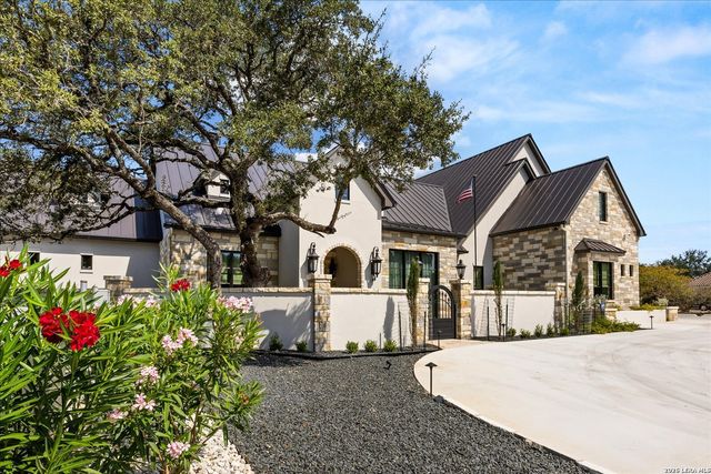 31209 KEENELAND DR, Fair Oaks Ranch, TX 78015