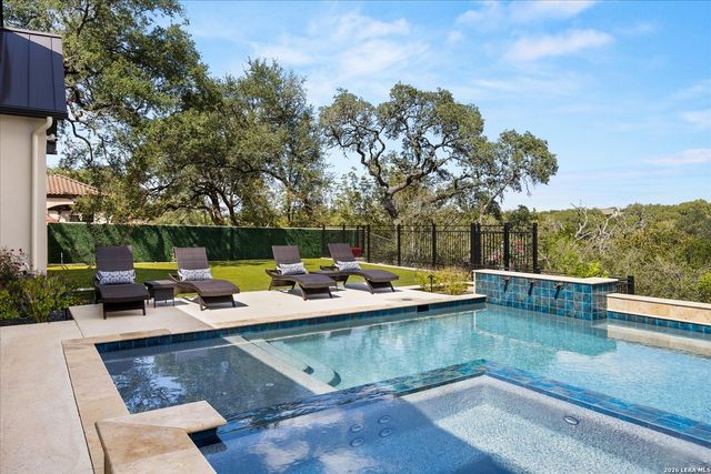 31209 KEENELAND DR, Fair Oaks Ranch, TX 78015