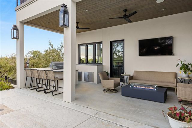 31209 KEENELAND DR, Fair Oaks Ranch, TX 78015