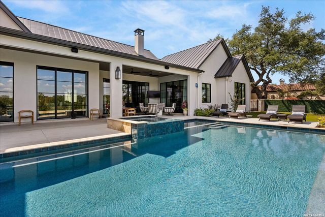 31209 KEENELAND DR, Fair Oaks Ranch, TX 78015