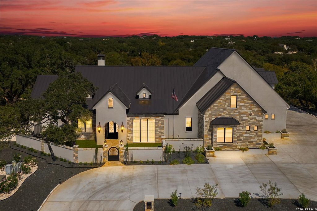31209 KEENELAND DR, Fair Oaks Ranch, TX 78015