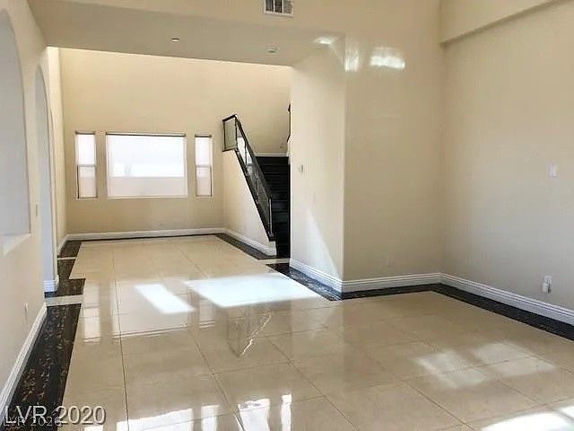 2552 Regency Cove Court, Las Vegas, NV 89121