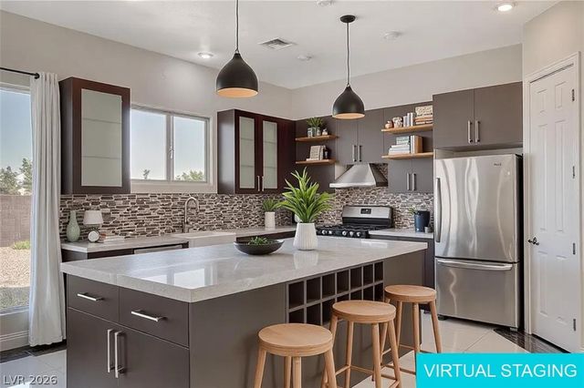 2552 Regency Cove Court, Las Vegas, NV 89121