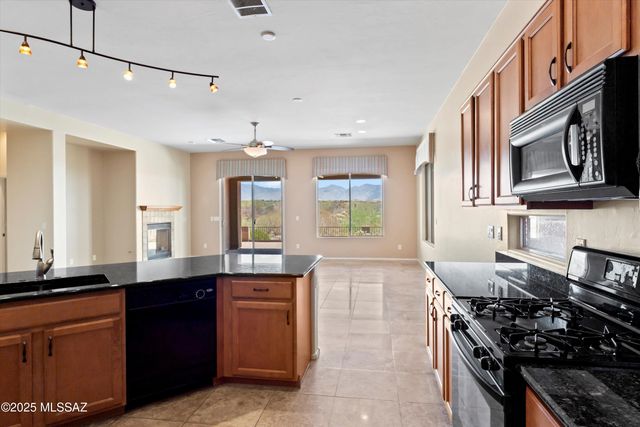 12616 N Gentle Rain Drive, Marana, AZ 85658