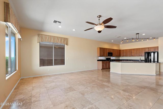 12616 N Gentle Rain Drive, Marana, AZ 85658