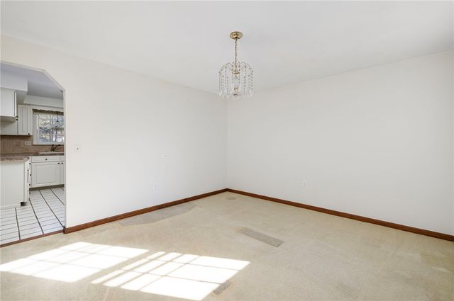 55 Hillcrest Drive, Cranston, RI 02921