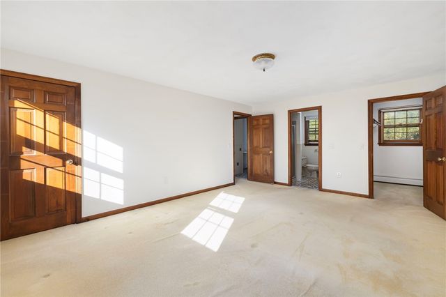 55 Hillcrest Drive, Cranston, RI 02921