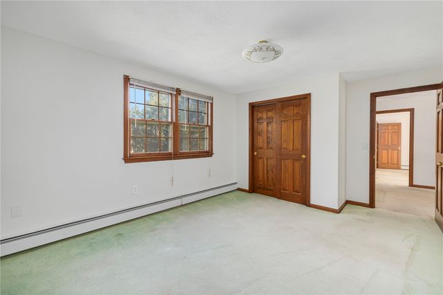 55 Hillcrest Drive, Cranston, RI 02921