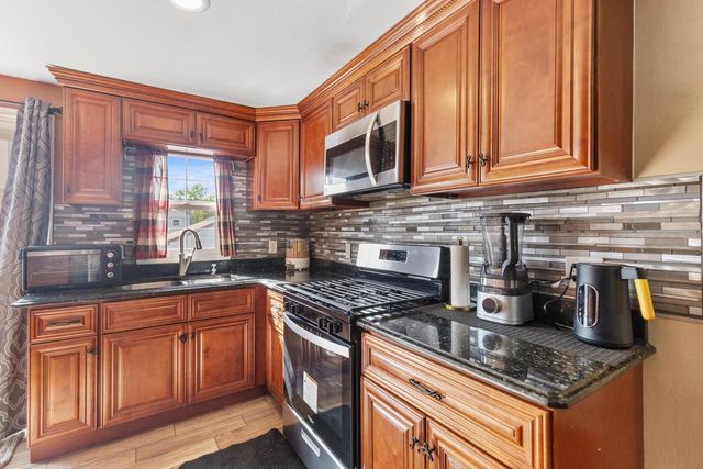 3319 25th STREET, Milwaukee, WI 53215