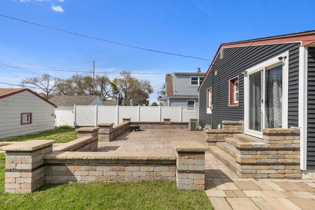 3319 25th STREET, Milwaukee, WI 53215