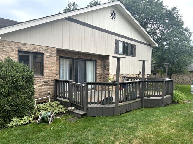 127 Villa Way 127, Bloomingdale, IL 60108