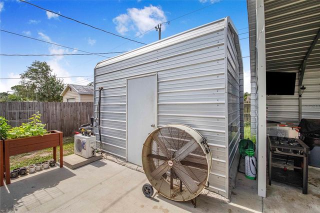 2426 VIEW WAY, Lakeland, FL 33810