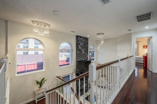 1349 Jeanette Way, Carrollton, TX 75006