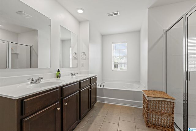 1017 CANVASBACK WAY, Alabaster, AL 35007
