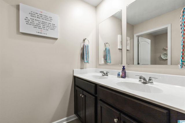 1017 CANVASBACK WAY, Alabaster, AL 35007