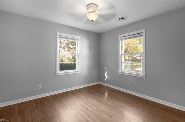 137 Deep Creek RD, Newport News, VA 23606