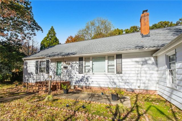 137 Deep Creek RD, Newport News, VA 23606