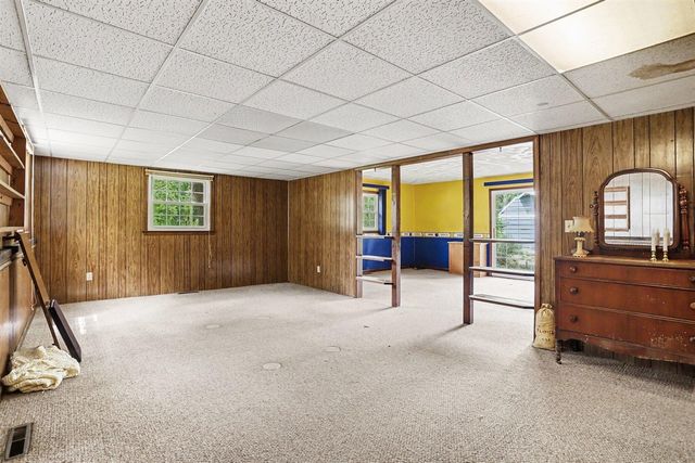 8374 W Q Avenue, Mattawan, MI 49071