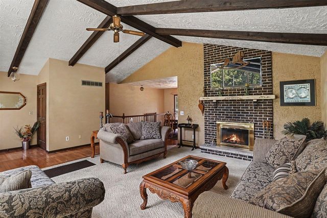 8374 W Q Avenue, Mattawan, MI 49071