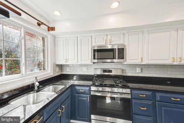 3380 GUNSTON RD, Alexandria, VA 22302