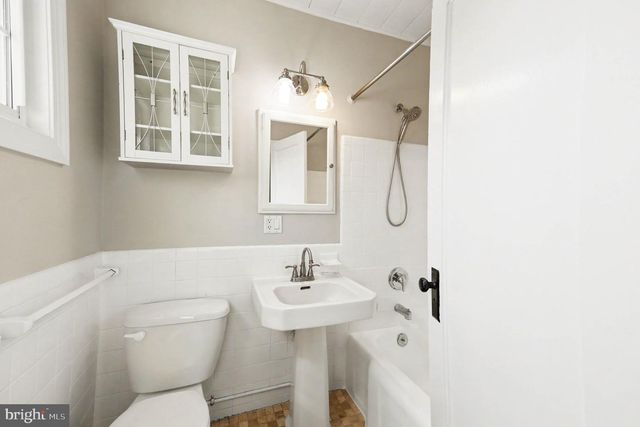 3380 GUNSTON RD, Alexandria, VA 22302