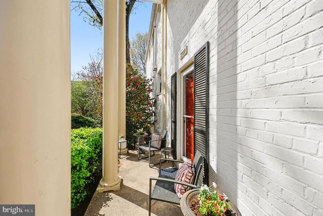 3380 GUNSTON RD, Alexandria, VA 22302