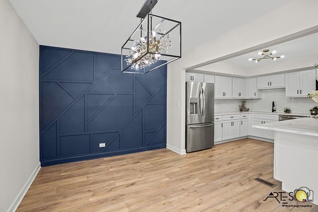 368 Cedar Tree Court, Hoffman Estates, IL 60169