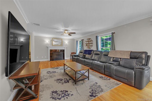 282 Derby Road, Middletown, NY 10940