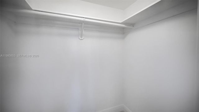 20000 E Country Club Dr 512, Aventura, FL 33180