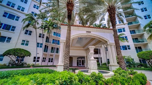 20000 E Country Club Dr 512, Aventura, FL 33180