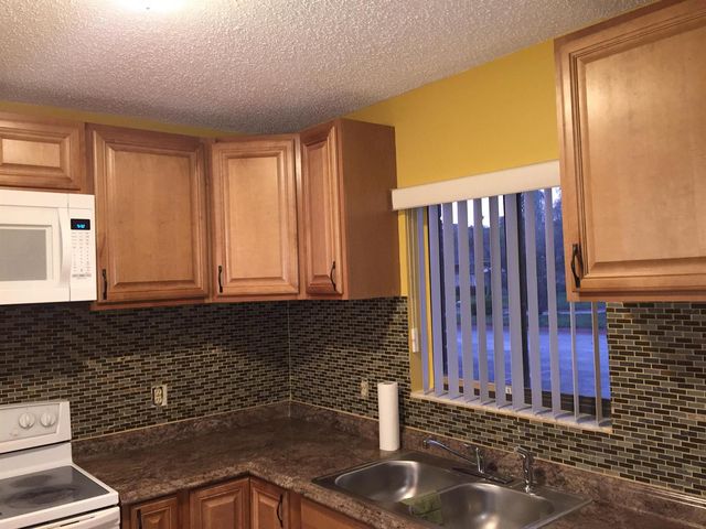 4641 CHERRY Road, West Palm Beach, FL 33417