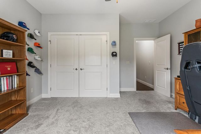 1604 Kassen Avenue, Mahomet, IL 61853