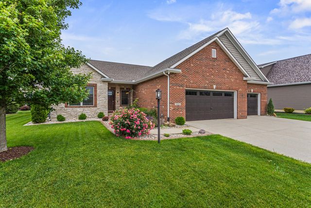 1604 Kassen Avenue, Mahomet, IL 61853