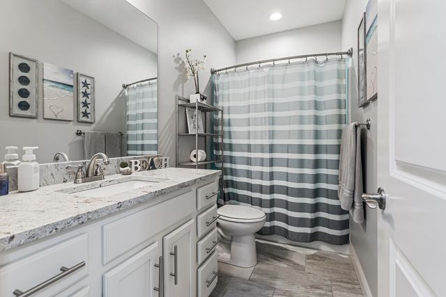 1604 Kassen Avenue, Mahomet, IL 61853