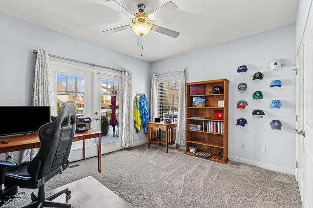 1604 Kassen Avenue, Mahomet, IL 61853