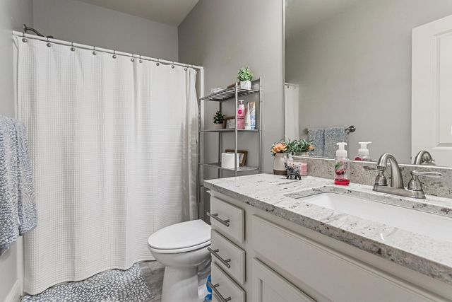 1604 Kassen Avenue, Mahomet, IL 61853