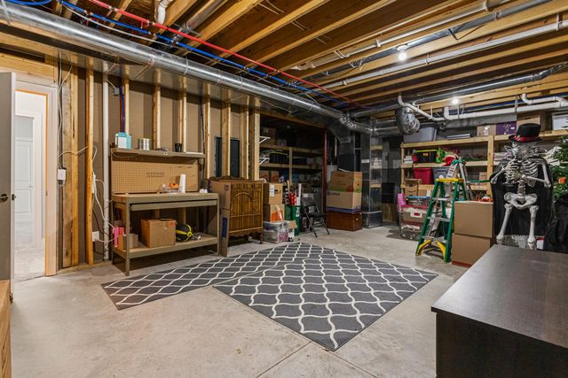 1604 Kassen Avenue, Mahomet, IL 61853