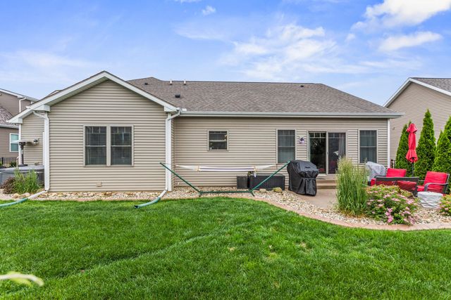 1604 Kassen Avenue, Mahomet, IL 61853
