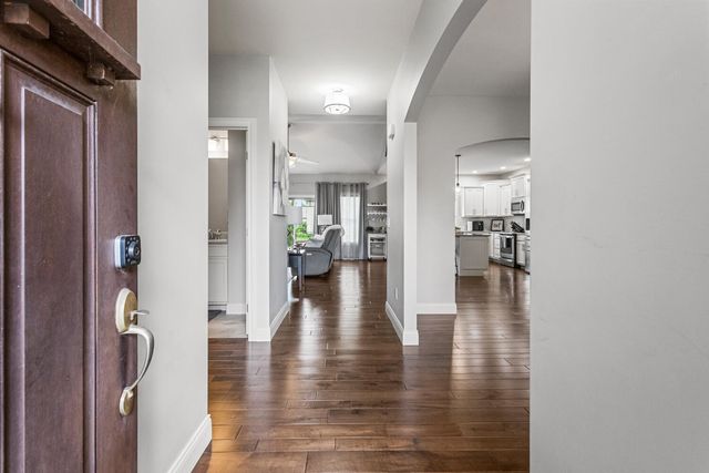 1604 Kassen Avenue, Mahomet, IL 61853