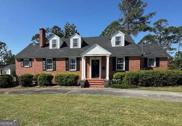 907 Center Drive, Vidalia, GA 30474