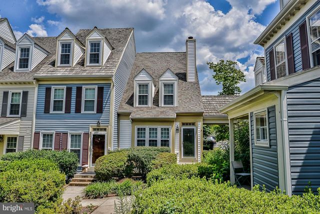 12817 MILL BROOK CT, Woodbridge, VA 22192