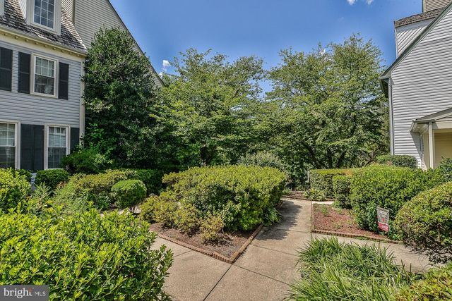 12817 MILL BROOK CT, Woodbridge, VA 22192