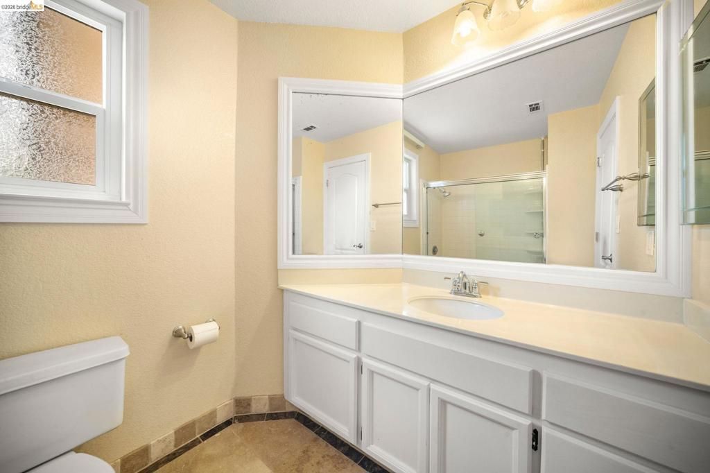 Image 31 of property listing at 2002 Montauk Ct, Discovery Bay, CA 94505