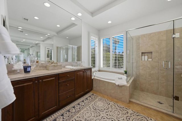 48224 Big Horn Drive, La Quinta, CA 92253